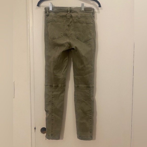 Blank NYC Jeans- Blank NYC Army Green Zipper Skinny Jean- Color: Green- Size: 27 - Picture 2 of 3